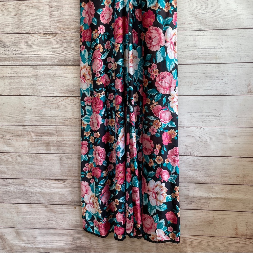 VINTAGE VANITY FAIR FLORAL LONG GOWN AND ROBE SET WITH BLACK LACE YTIM - Picture 4 of 12